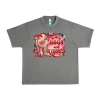 Tornado Valentines Day Pig Hogs And Kisses Urban Heavy Tee - RanaPortraitStore