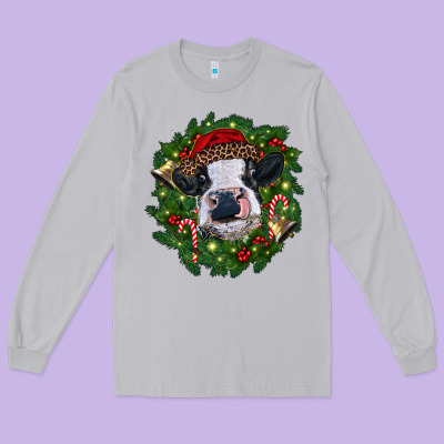 Heifer Cow With Christmas Wreath Long Sleeve Tee Designed By Ranaportraitstore
