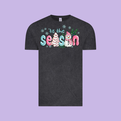 Vintage Tee tis the season snowman and christmas cake