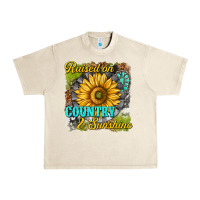 Sandshell raised on country and sunshine Urban Heavy Tee - texasbilliewilder