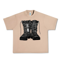 Burro soldier boots Urban Heavy Tee - RanaPortraitStore
