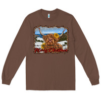 Chestnut merry christmas highland cow with farm Long Sleeve Tee - RanaPortraitStore