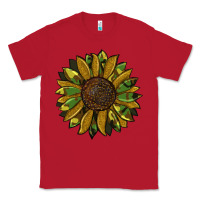 Red camouflage flitter sunflowers Classic Tee - RanaPortraitStore