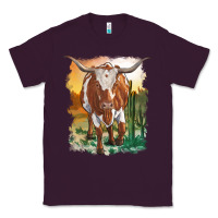 Plum longhorn cow with desert background Classic Tee - RanaPortraitStore