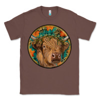 Chestnut fall highland cow round Classic Tee - RanaPortraitStore