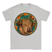 Moon Dust fall highland cow round Classic Tee - RanaPortraitStore