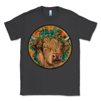Smoke fall highland cow round Classic Tee - RanaPortraitStore