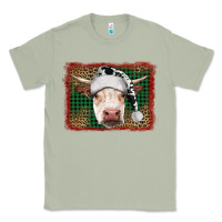 Matcha christmas cow with background Classic Tee - RanaPortraitStore