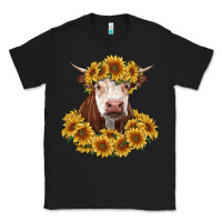 Black hereford cow with sunflowers Classic Tee - RanaPortraitStore