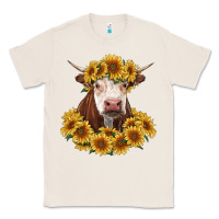 Natural hereford cow with sunflowers Classic Tee - RanaPortraitStore