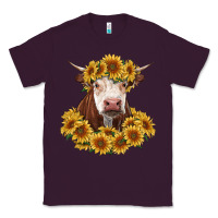 Plum hereford cow with sunflowers Classic Tee - RanaPortraitStore