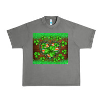 Tornado st.patricks heart shamrocks glitter Urban Heavy Tee - BarkalooDesign