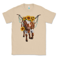 Mushroom longhorn cow with sunflowers Classic Tee - RanaPortraitStore