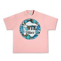 Salmon Winter vibes Urban Heavy Tee - RanaPortraitStore