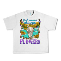 Lunar Rock find someone who grows flowers Urban Heavy Tee - texasbilliewilder