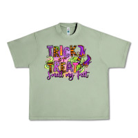 Oil Green Trick or treat smell my feet Urban Heavy Tee - RanaPortraitStore