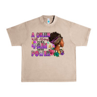 French Oak A queen will always turn pain into power Urban Heavy Tee - RanaPortraitStore