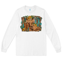 White highland cow family cattle and calf with sunflower and turquoise backg Long Sleeve Tee - RanaPortraitStore
