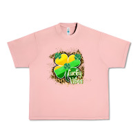 Salmon lucky vibes Urban Heavy Tee - RanaPortraitStore