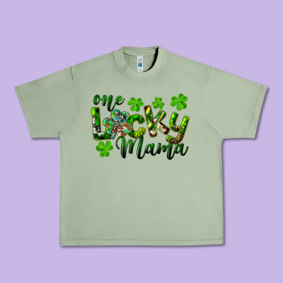 St. Patricks Day One Lucky Mama Urban Heavy Tee Designed By Ranaportraitstore