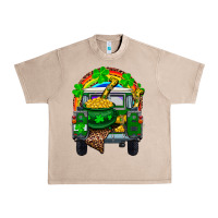 French Oak st patricks day truck with pot of gold horseshoe a Urban Heavy Tee - RanaPortraitStore