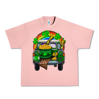 Salmon st patricks day truck with pot of gold horseshoe a Urban Heavy Tee - RanaPortraitStore