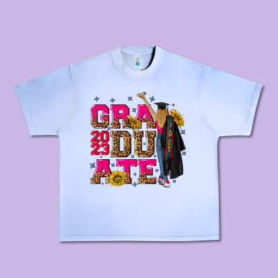 Urban Heavy Tee graduate 2023