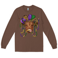 Chestnut highland cow with mardi gras hat Long Sleeve Tee - RanaPortraitStore