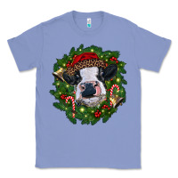 Colony Blue heifer cow with Christmas wreath Classic Tee - RanaPortraitStore