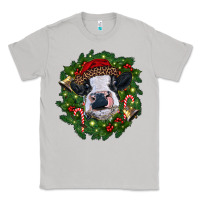 Moon Dust heifer cow with Christmas wreath Classic Tee - RanaPortraitStore
