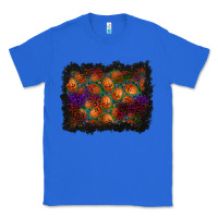 True Royal halloween pumpkin background Classic Tee - BundleAndBundleShop