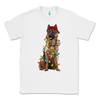 White christmas german shepherd Classic Tee - RanaPortraitStore