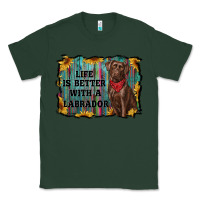 Sports Green life is better with a labrador Classic Tee - RanaPortraitStore