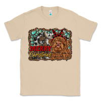 Mushroom merry christmas highland cow Classic Tee - RanaPortraitStore