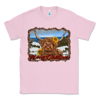 Bubblegum Pink merry christmas highland cow with farm Classic Tee - RanaPortraitStore