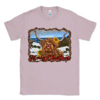 Lilac merry christmas highland cow with farm Classic Tee - RanaPortraitStore