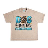 French Oak dog kisses fix everything Urban Heavy Tee - MaliasSmallBusiness