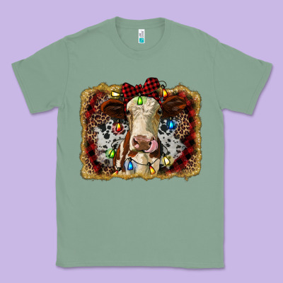 Heifer Cow Christmas Western Background Classic Tee Designed By Ranaportraitstore
