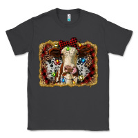 Smoke heifer cow christmas western background Classic Tee - RanaPortraitStore