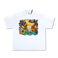 White western texas  and cowhide with sunflower Urban Heavy Tee - Artiststas