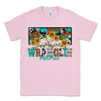 Bubblegum Pink wranglin mama Classic Tee - texasbilliewilder