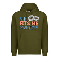 Army Green she fits me perfectly Premium Hoodie - MaliasSmallBusiness