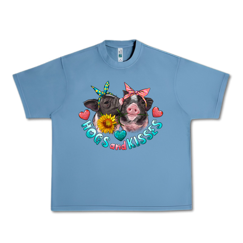 Hogs And Kisses Pigs Urban Heavy Tee by Artiststas | Teevron