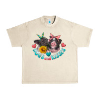 Sandshell hogs and kisses pigs Urban Heavy Tee - Artiststas