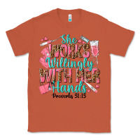 Copper she works willingly with her hands Classic Tee - texasbilliewilder