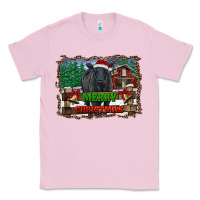 Bubblegum Pink merry christmas black angus cattle and farm Classic Tee - RanaPortraitStore