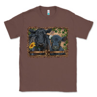Chestnut western black angus cattle and calf with leopard Classic Tee - RanaPortraitStore