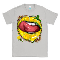 Moon Dust lemon lips with leopard Classic Tee - texasbilliewilder