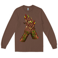 Chestnut juneteenth nail art with afro hand Long Sleeve Tee - texasbilliewilder