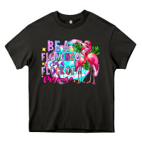 Asphalt bea flamingo in a flock of pigeons Heavy Core Tee - CowhideDigitalArt